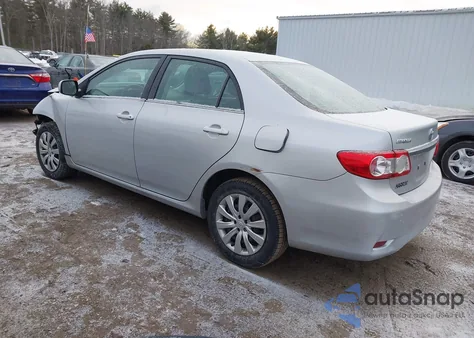 2013 Toyota Corolla Le z USA, uszkodzony, nr VIN 2T1BU4EE6DC115528